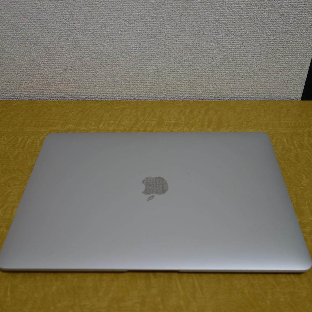 253）MacBook Air 2019　13インチ　/128GB/8GB/i5