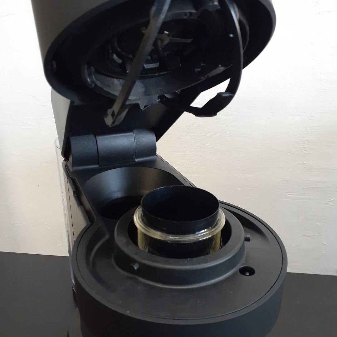 Nespresso エスプレッソマシン GDV1