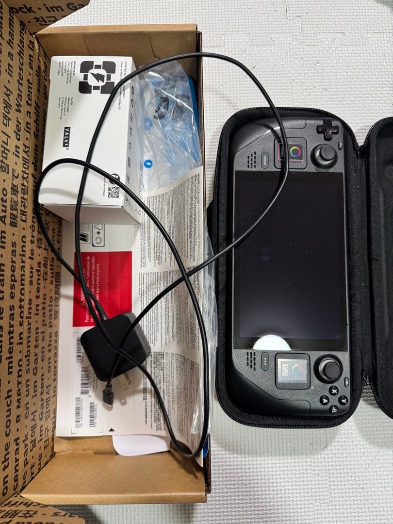 Steam Deck 256gb スチームデック LCD　専用ケース付き