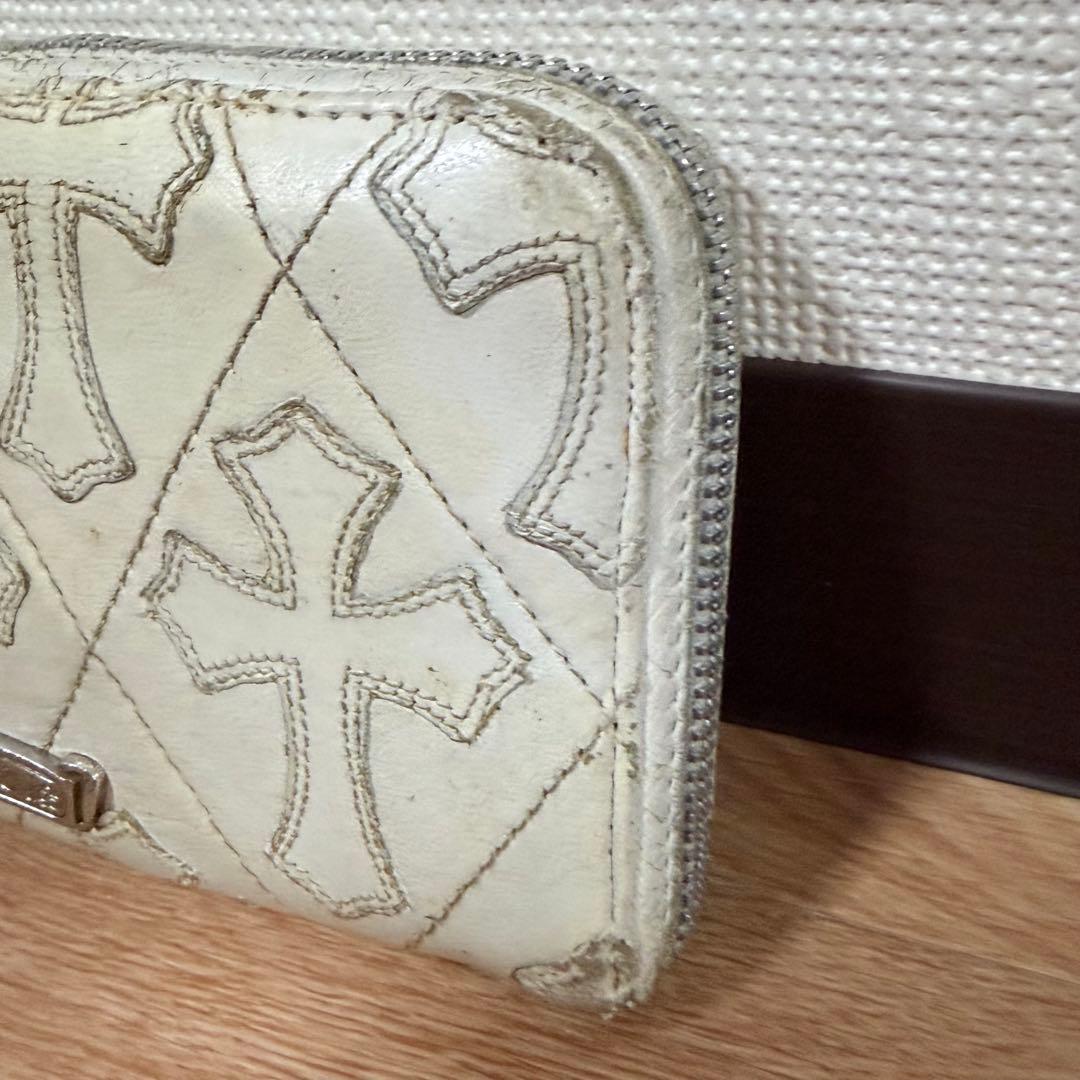 クロムハーツ セメタリー クロスパッチ 長財布 ホワイト
