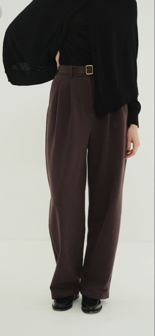 新品未使用♪クラネTWO TUCK SWEAT PANTS
