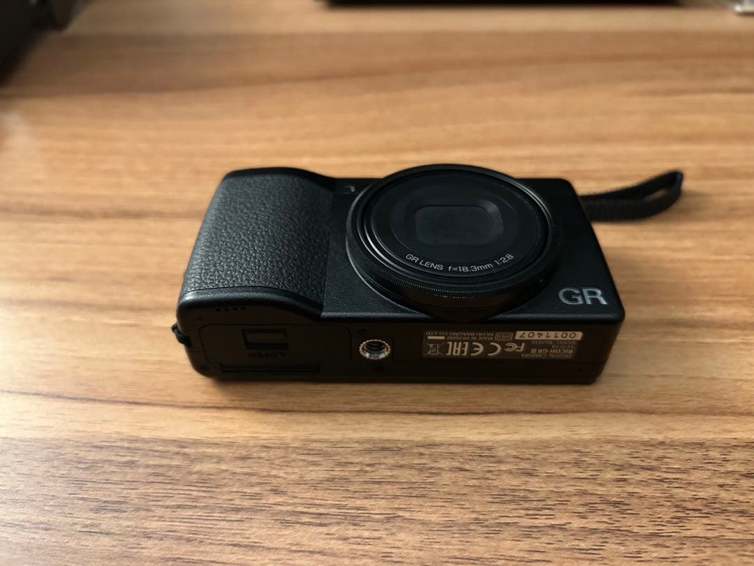 RICOH GR III 本のおまけ付き