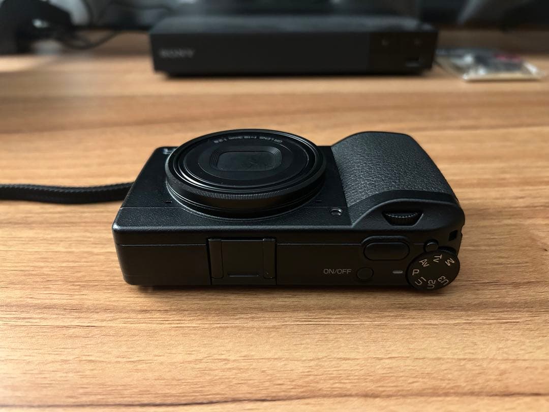 RICOH GR III 本のおまけ付き