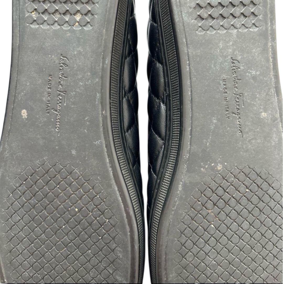 【サニー】FERRAGAMO ヴァラリボン キルティングフラットシューズ