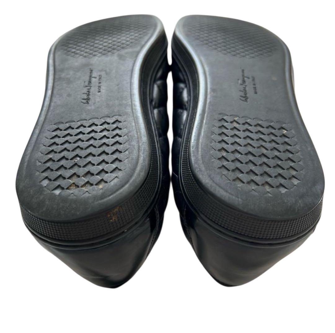 【サニー】FERRAGAMO ヴァラリボン キルティングフラットシューズ