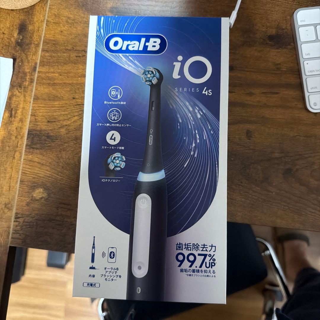 ☆新品未使用品☆ブラウン 電動歯ブラシ オーラルB iO4S iOG41B60B