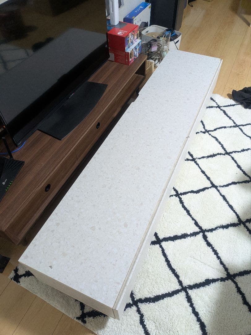 美品！LOWYA テラゾー柄のテレビ台