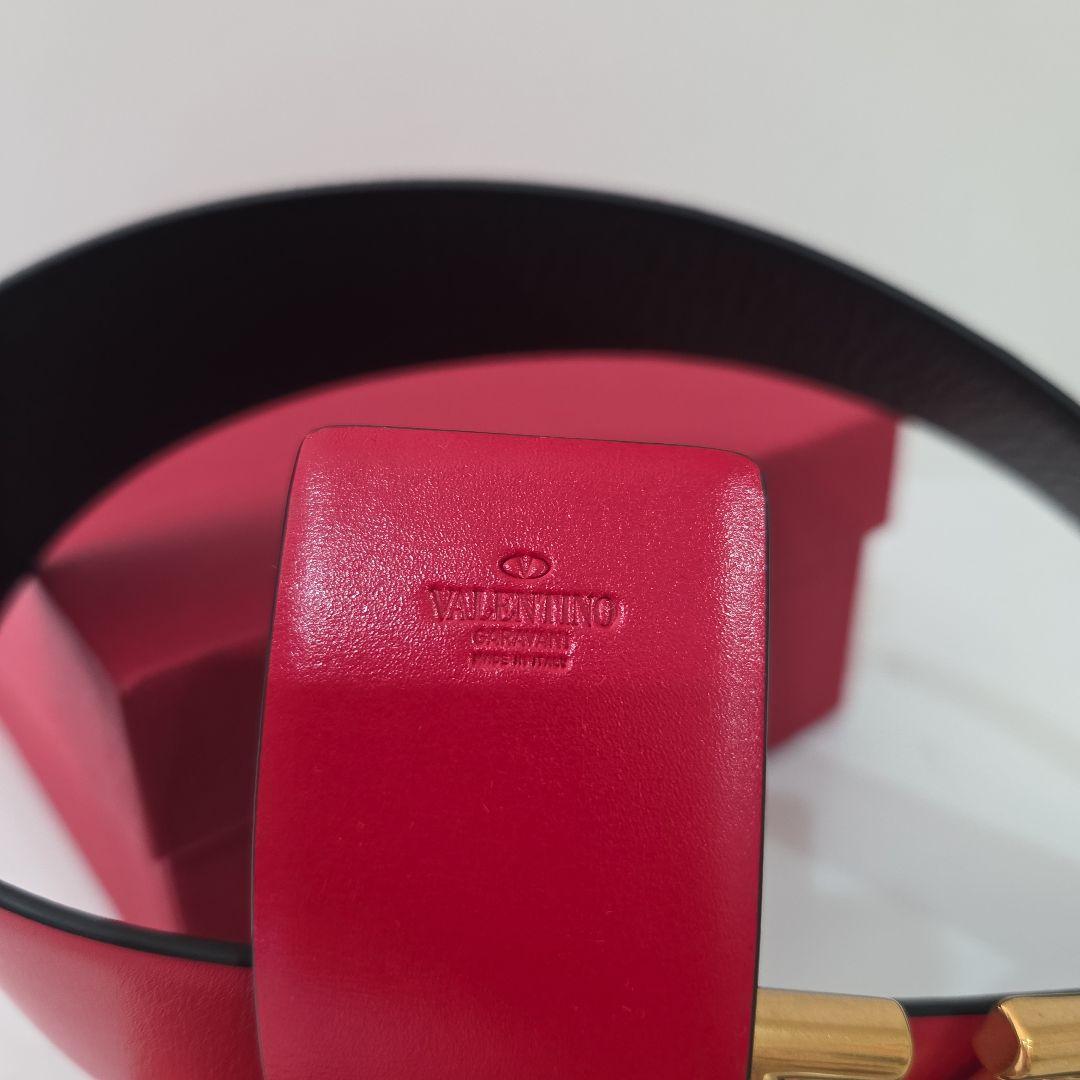 美品 Valentino レッドレザーベルト ゴールドバックル