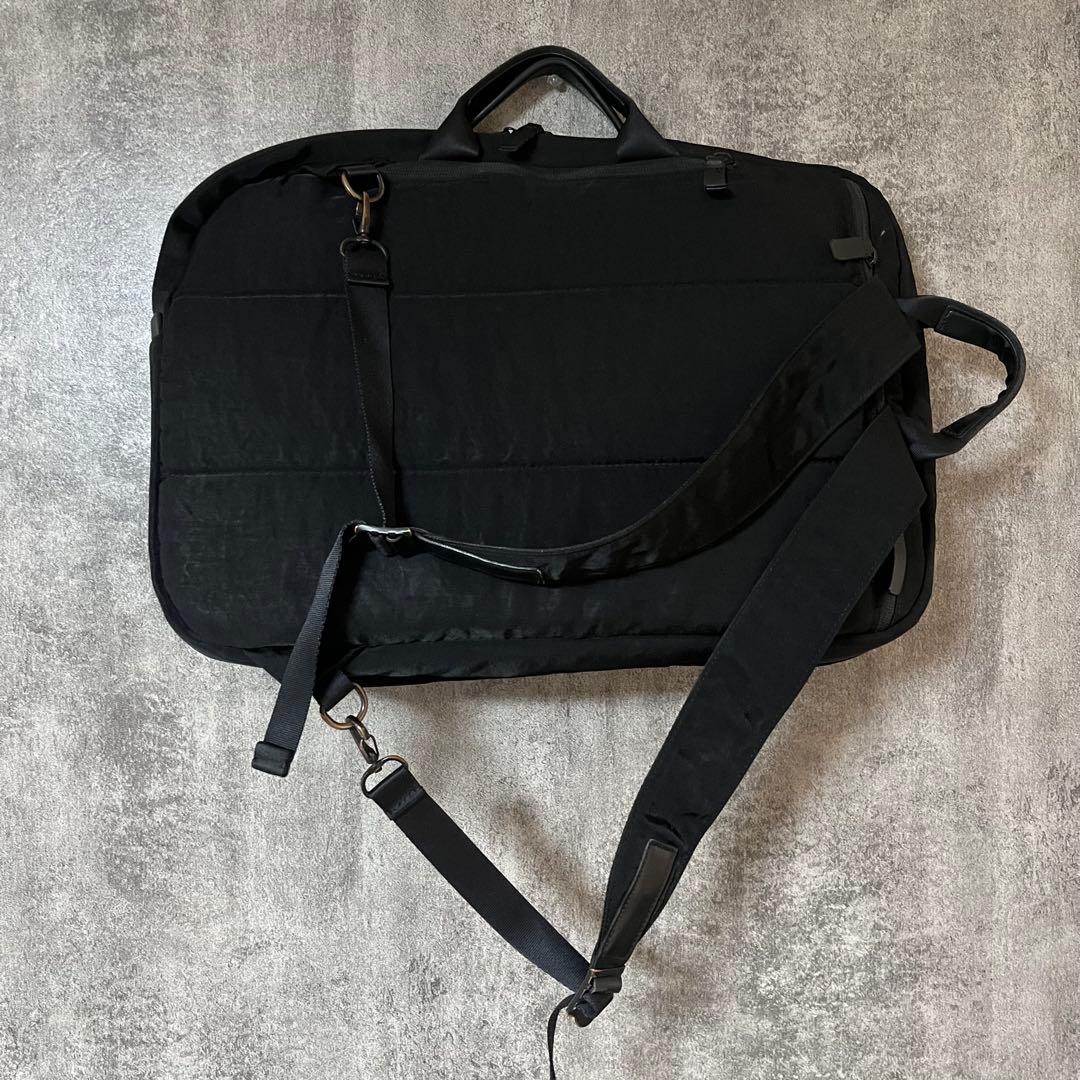 イッセイミヤケ ISSEY MIYAKE 3WAY ビジネスバッグ ブラック