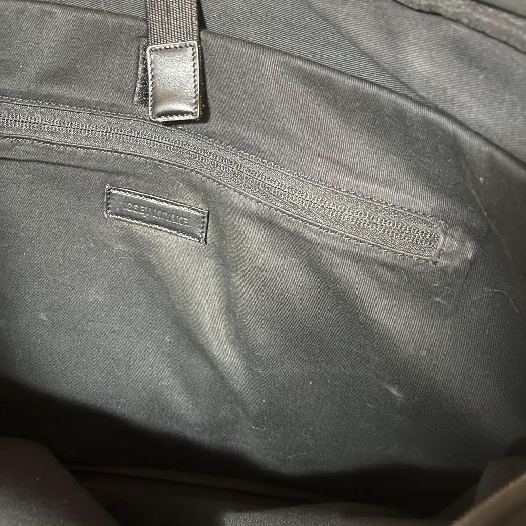 イッセイミヤケ ISSEY MIYAKE 3WAY ビジネスバッグ ブラック