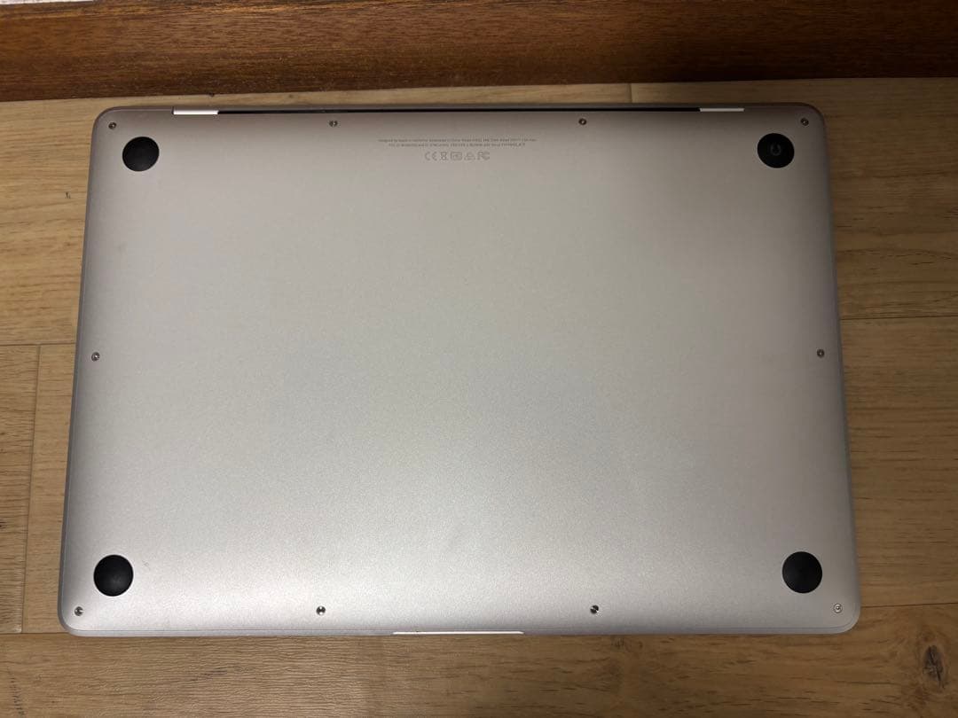 バッテリー良好　美品　MacBook Air 13インチ　A1932 128GB