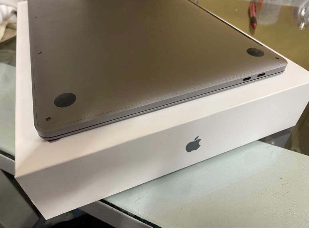 MacBook Pro M1 16GB 1TB 13インチ 2020