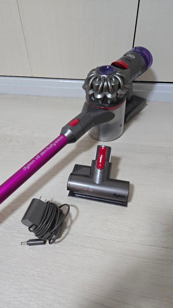 掃除機・クリーナー Dyson V8 slim fluffy extra