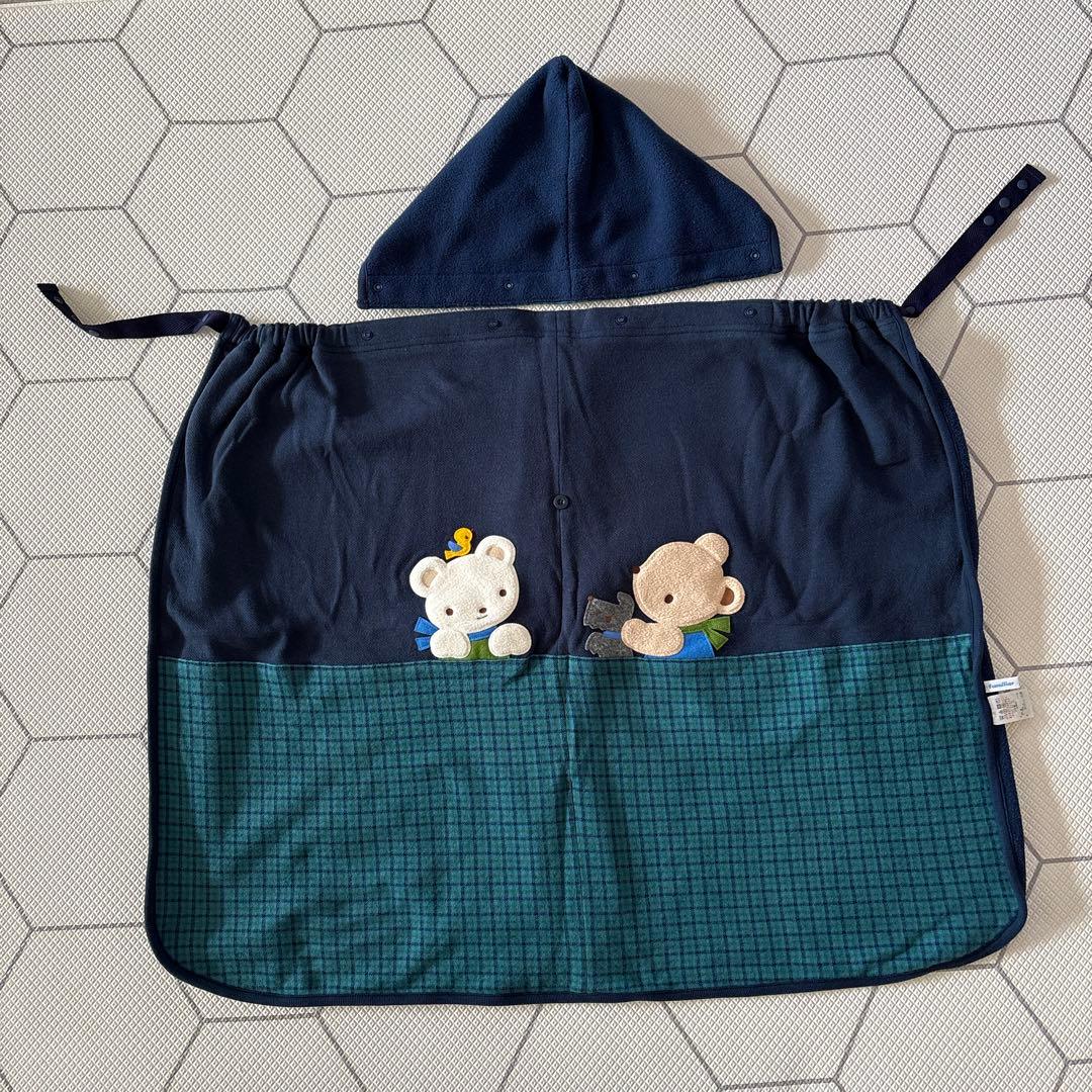 ネイビー クマ刺繍　familiar ファミリア　3WAYブランケット　ケープ