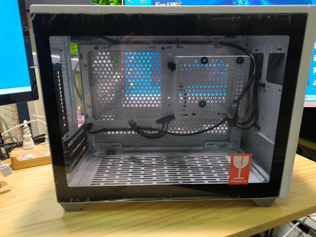 PCケース(自作PC用) COOLER MASTER NR200P
