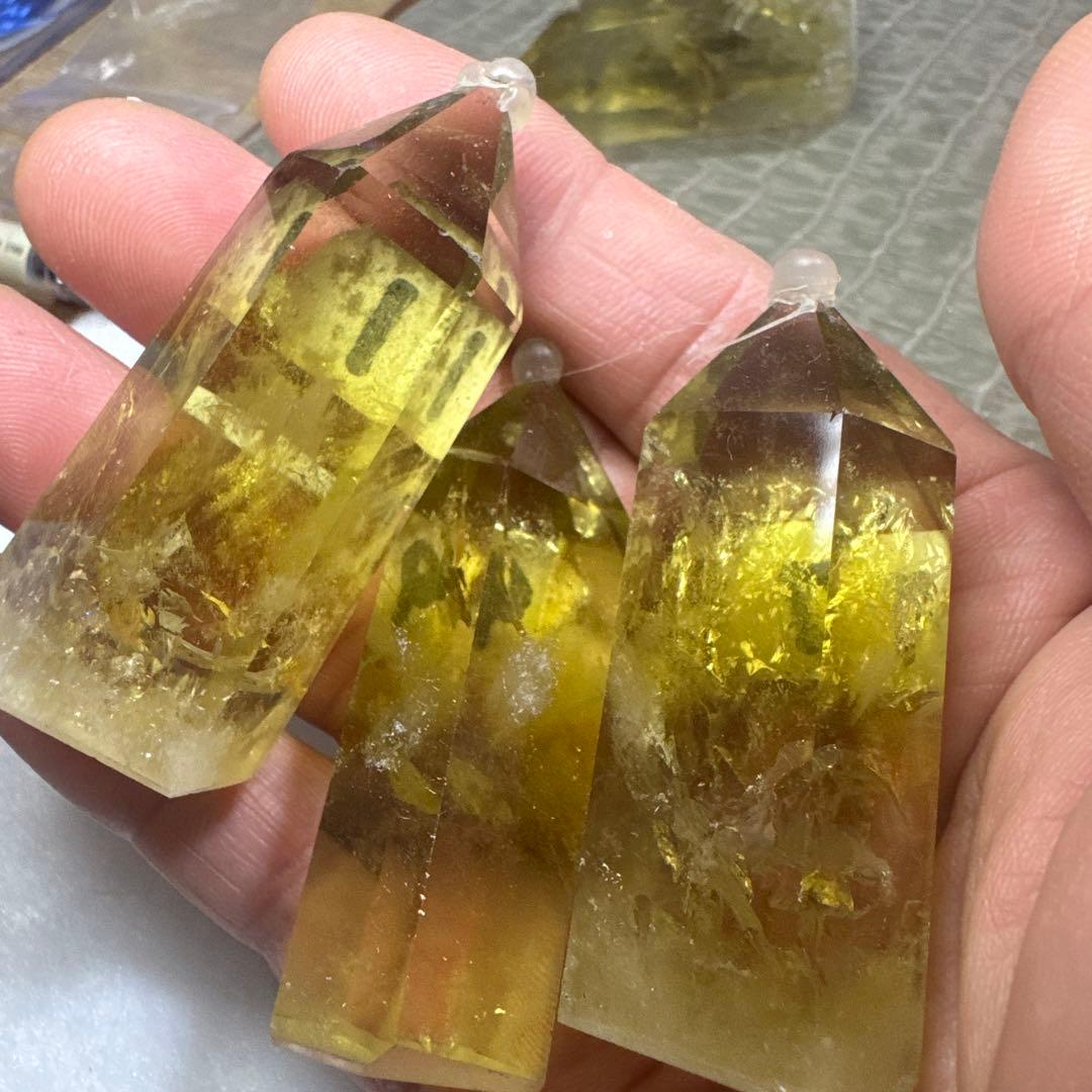 【極上品】スモーキーゼウスシトリン ファントム入り ポイント原石セット　台座付