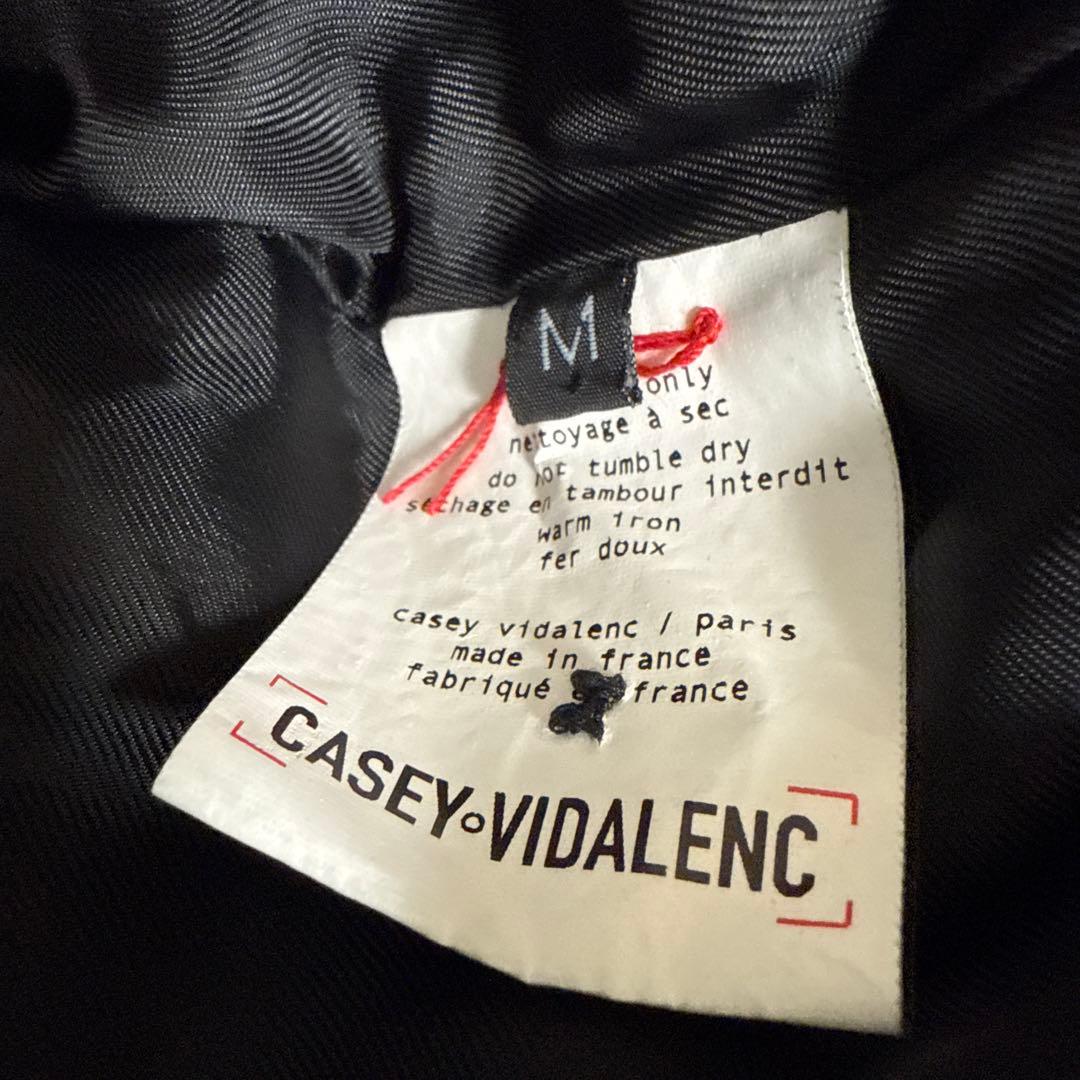 ぎゅな☺︎ 　casey vidalenc ケイシーヴィダレンク