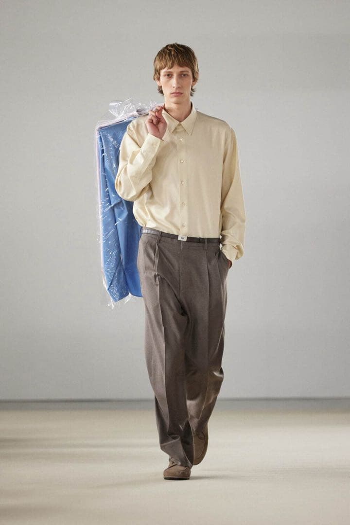 パンツ auralee super light wool two-tuck slacks