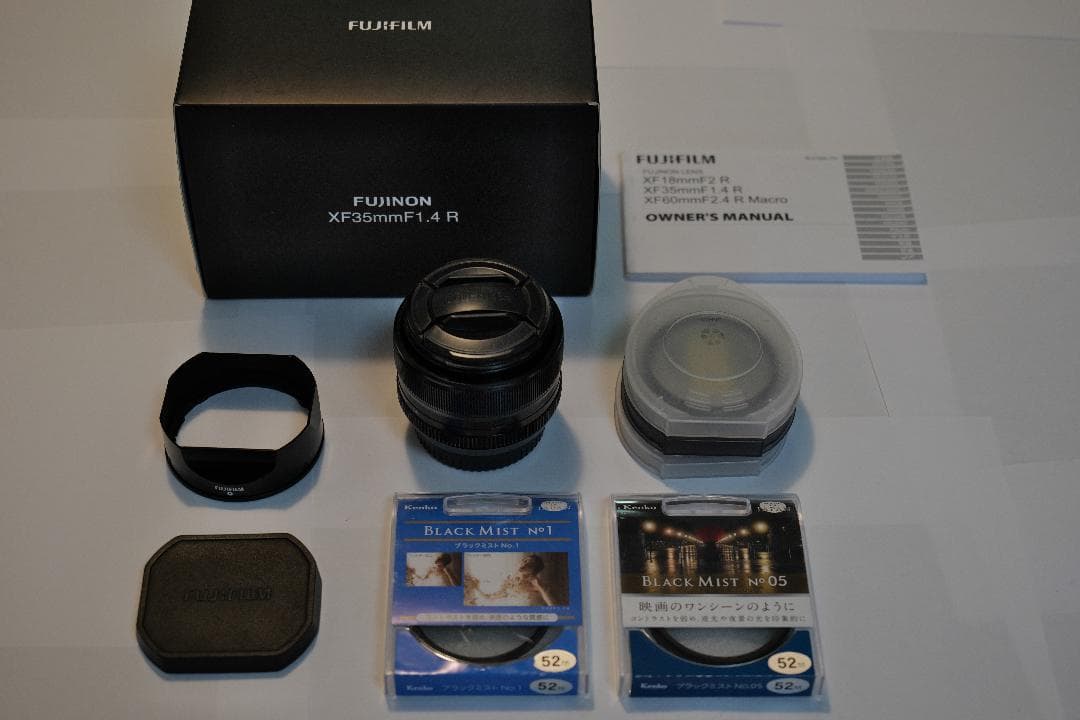 富士フィルム 単焦点 XF35mm F1.4R　フィルター５種を付属（美品）