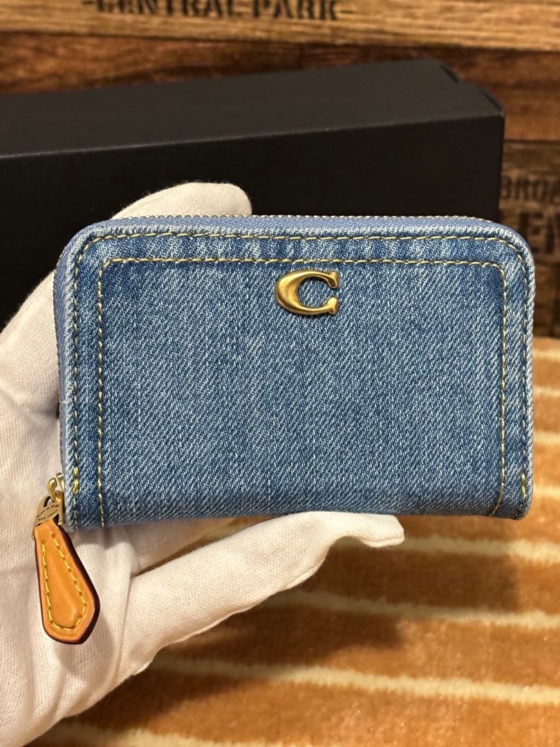 タコスケ様COACH スモールジップアラウンドカードケース　ケース