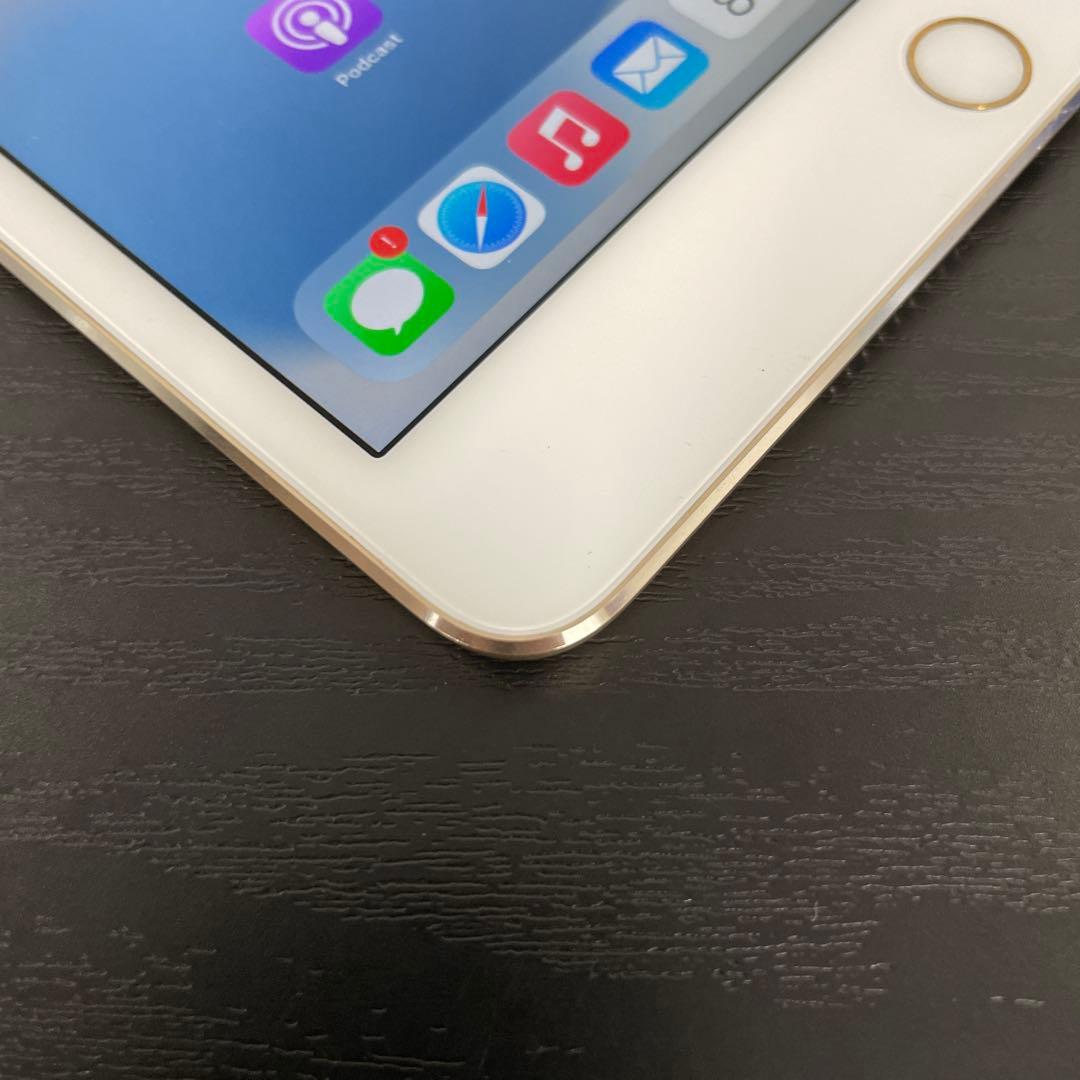 Apple iPad mini 4 128GB Wi-Fiモデル　ゴールド