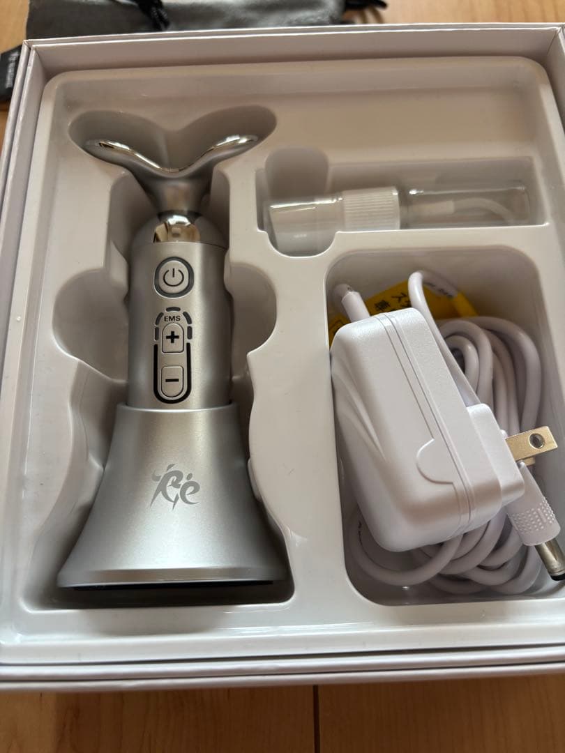 ディノス EMS 美顔器