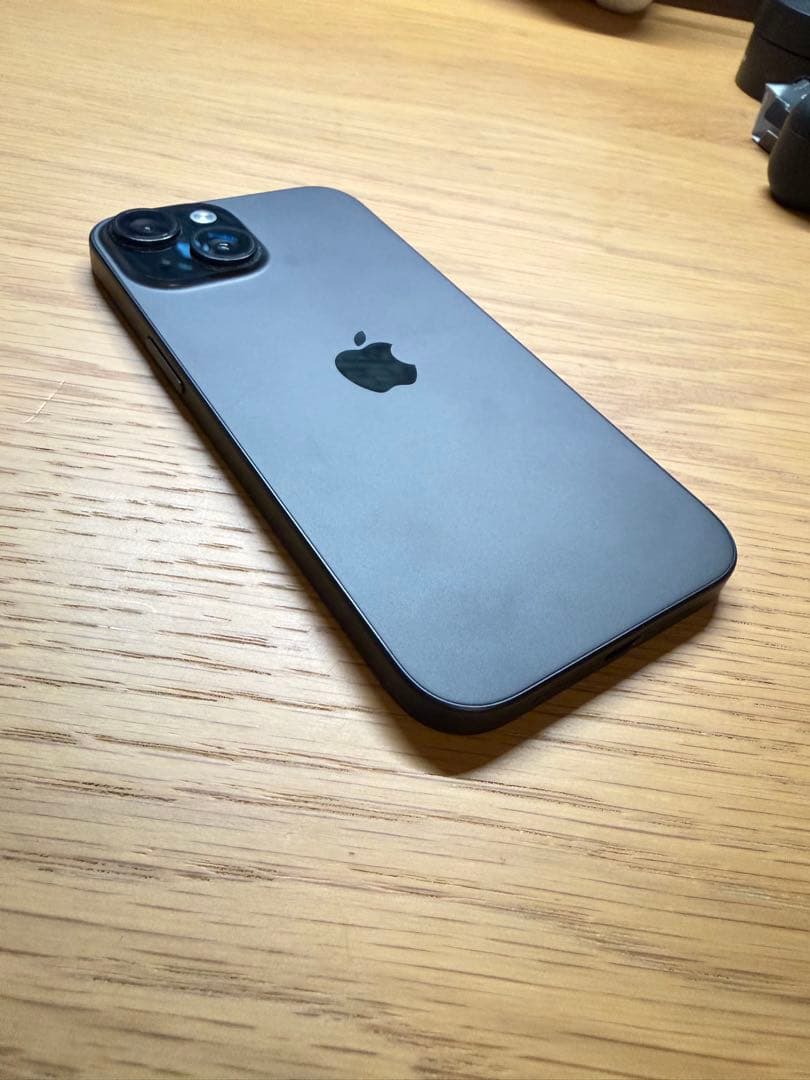 iPhone15 128GB ブラック 本体