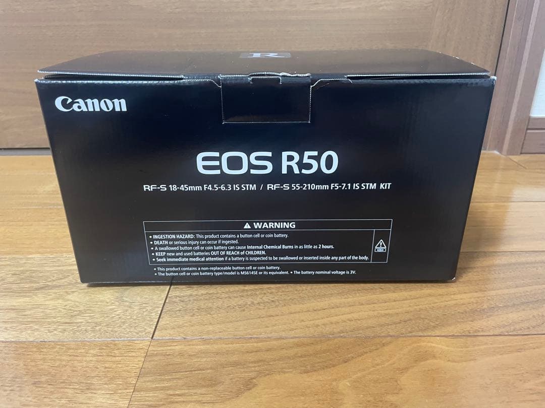 新品未開封　Canon EOS R50 ダブルズームキット [ブラック]
