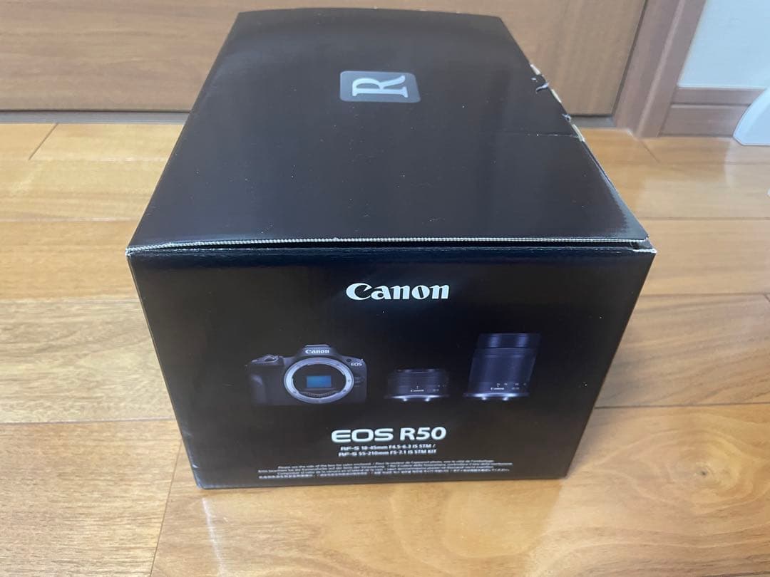 新品未開封　Canon EOS R50 ダブルズームキット [ブラック]