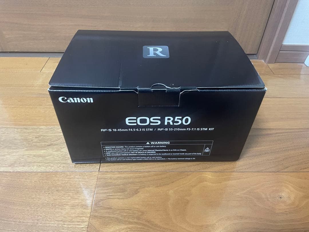 新品未開封　Canon EOS R50 ダブルズームキット [ブラック]