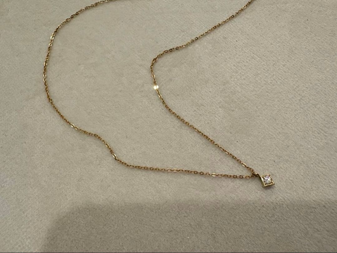 K.uno ケイウノTwinkle 18KイエローゴールドDiaネックレス