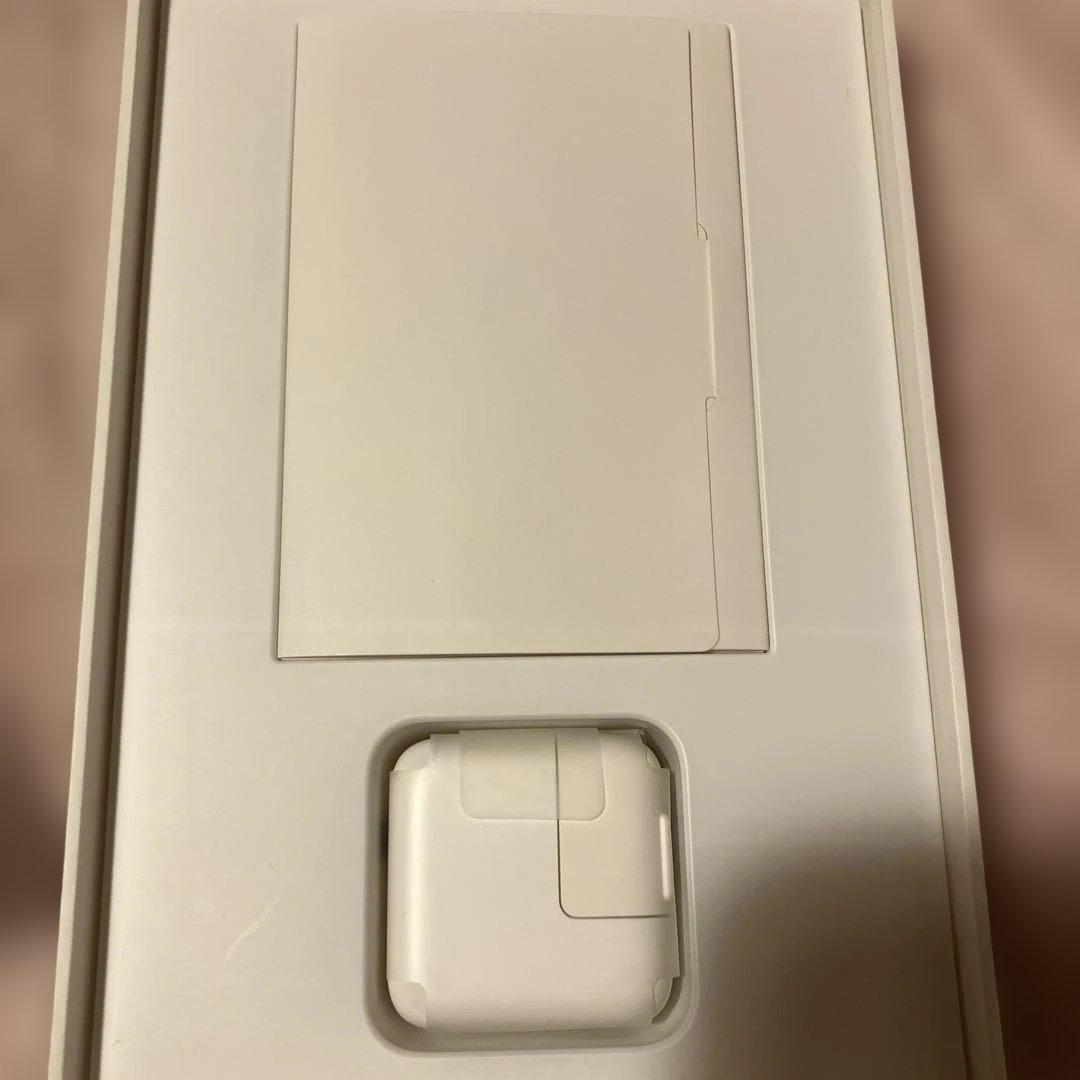 ipad mini 4 128GBゴールド MK782J/A 箱付き　付属品有