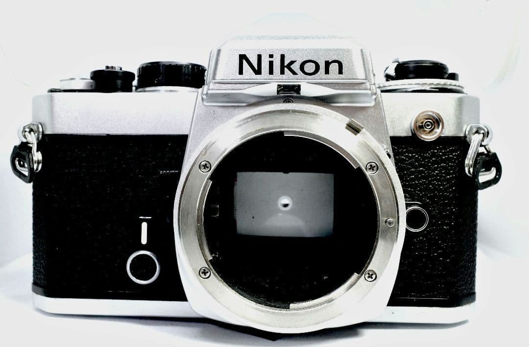 ニコン　Nikon FE + Ai Nikkor 28mm/F2.8
