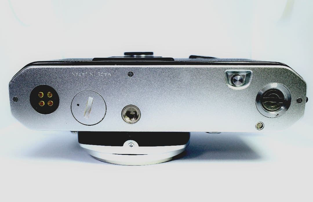 ニコン　Nikon FE + Ai Nikkor 28mm/F2.8