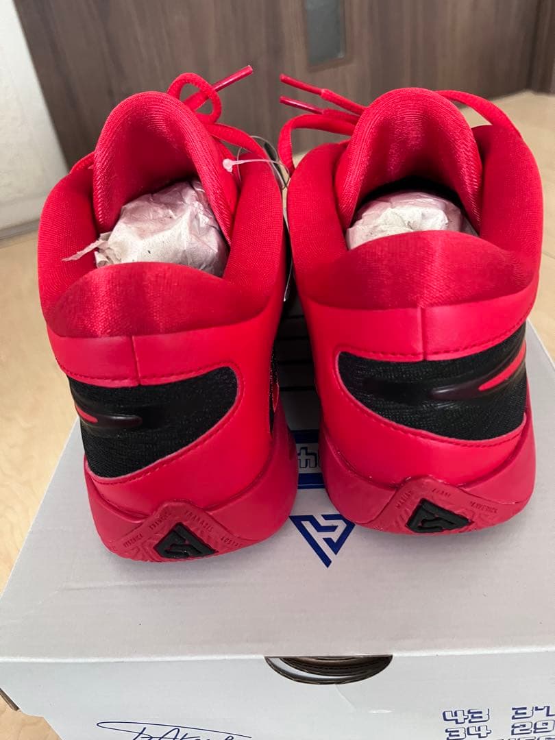 かずべーさん専用 【新品未使用】Nike バスケットボールシューズ 赤黒