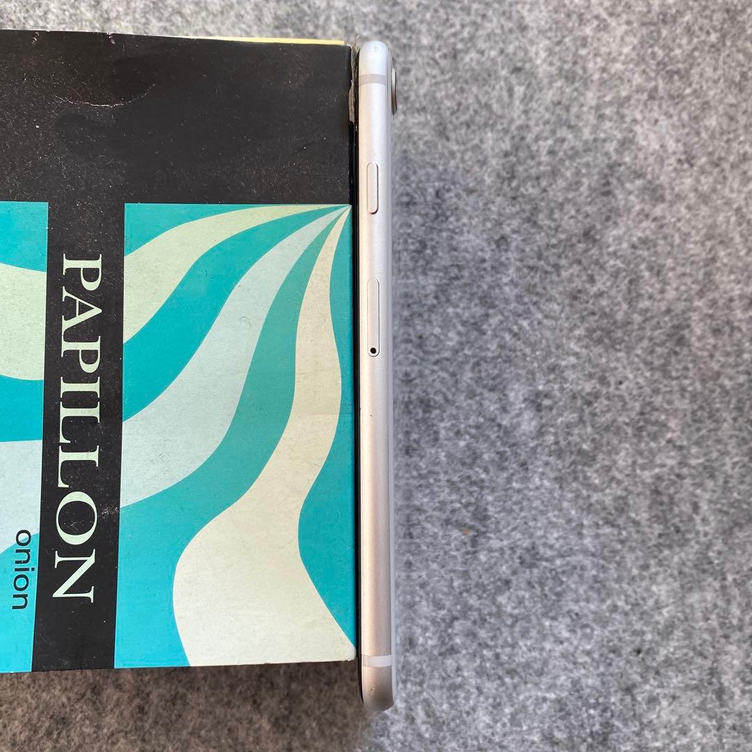 S*）様 iPhone 8 64G ジャンク