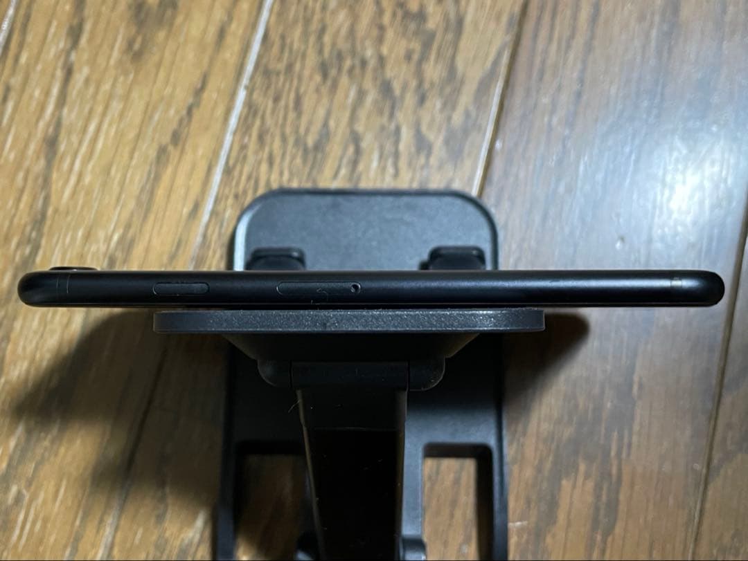 iPhone SE 第2世代 128GB ブラック 黒 本体のみ