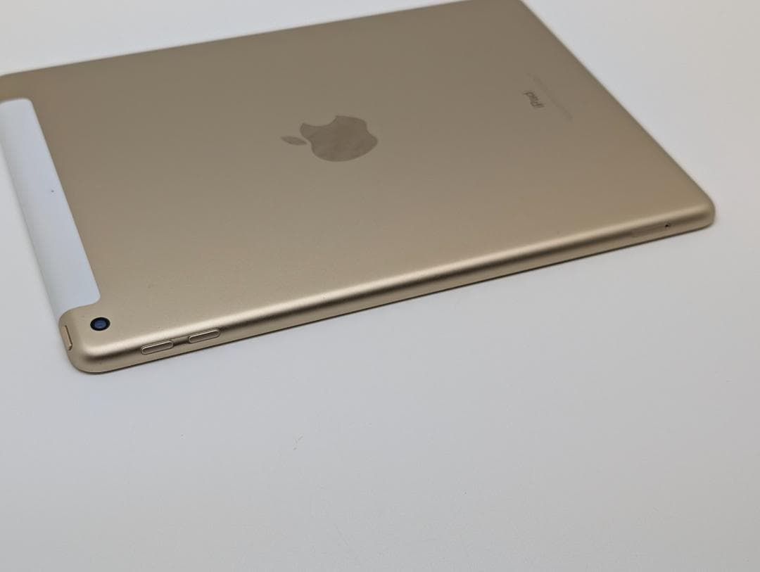 は*る様 Pad（第5世代）Wi-Fi + Cellular：A1823