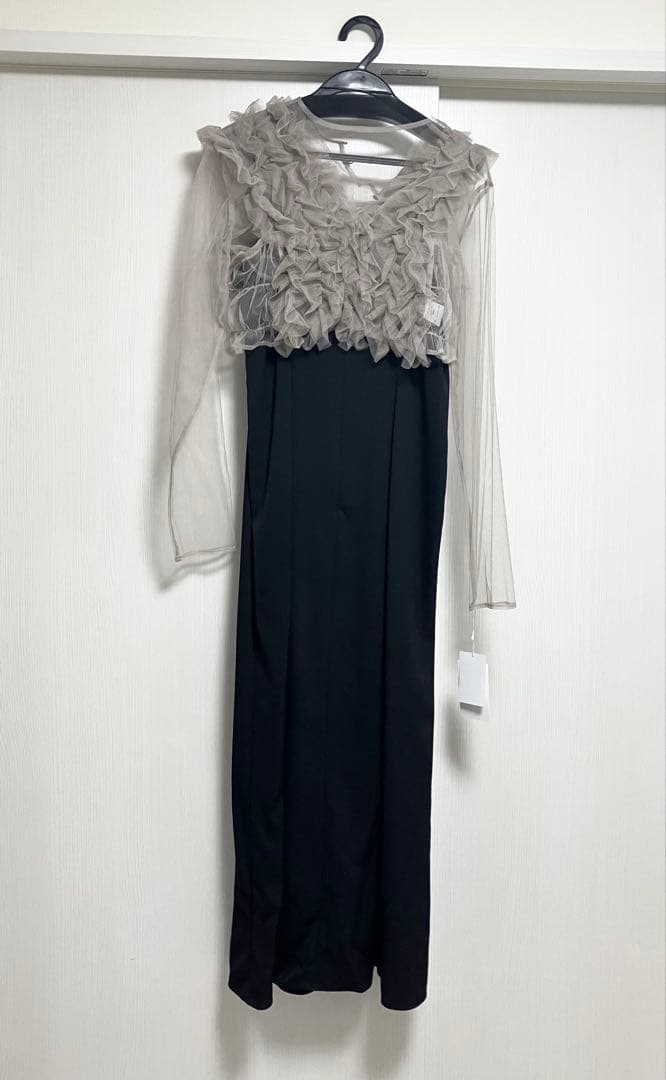 【新品タグ付き】niana Many wayフリルドレス Mサイズ