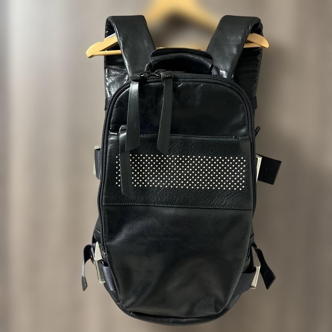 カツユキコダマ　レザーバックパック