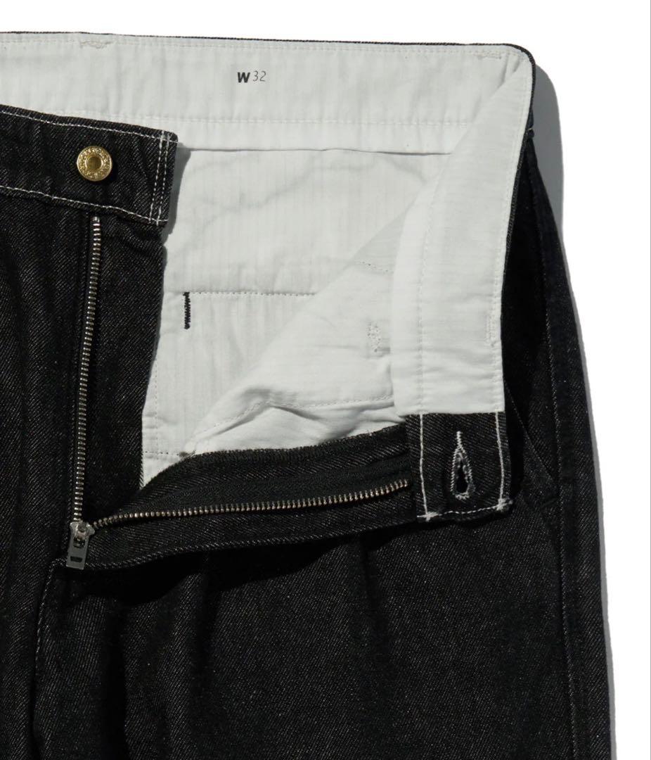 ￼LEVI’S PREMIUM BLACK DENIM SLACKS W34