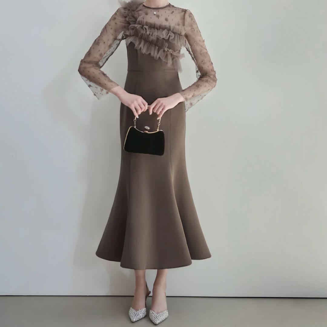 【新品】［Leja］フラワーモチーフアシンメトリーチュールマーメイドドレス