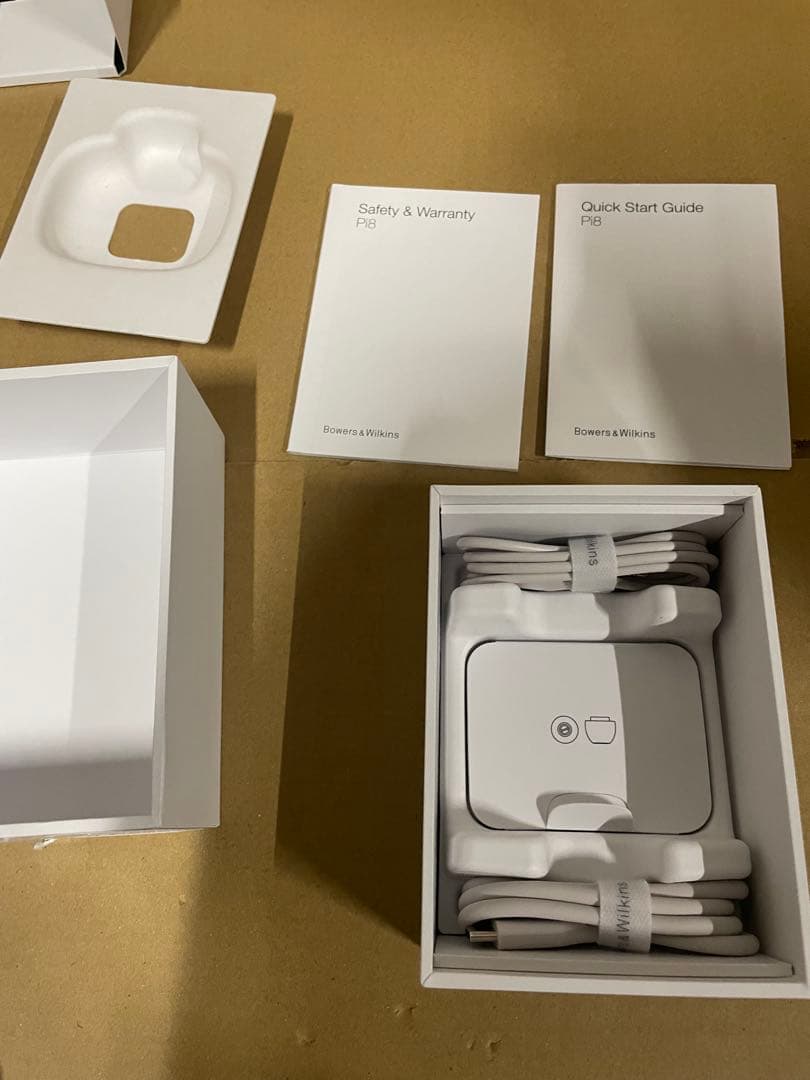 Bowers & Wilkins Pi8 完全ワイヤレスイヤフォン PI8/DW