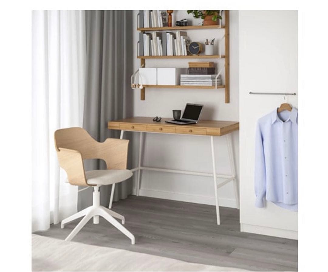 IKEA リルオーセン デスク　ワークデスク＆折りたたみチェア　２点セット