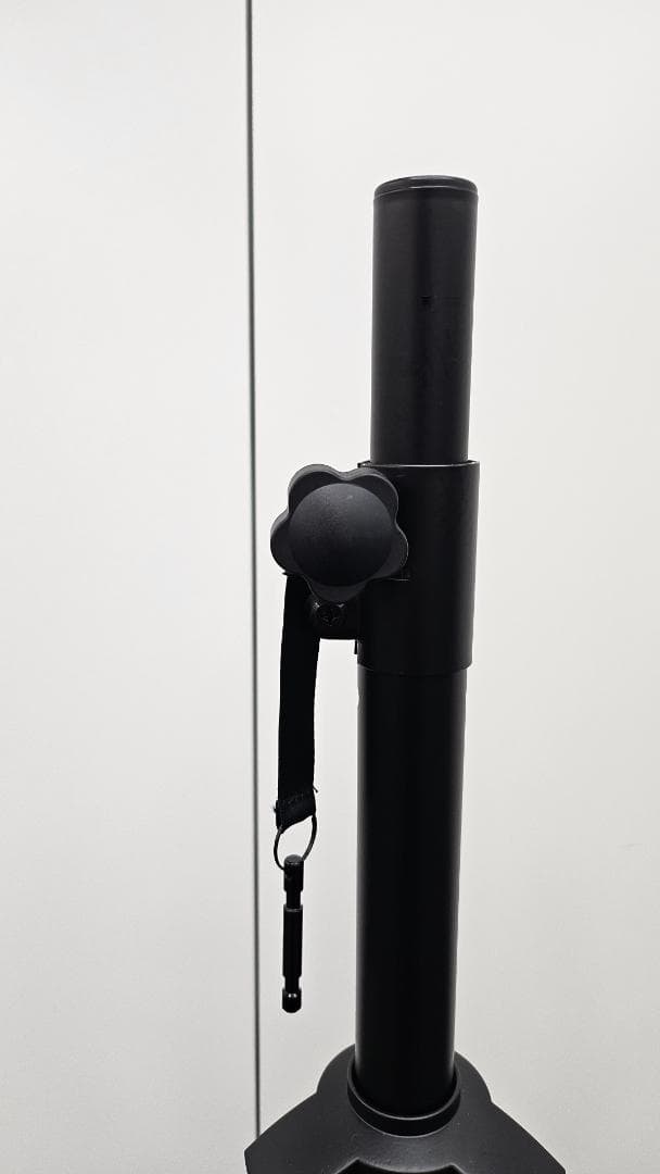 【美品】CLASSIC PRO スピーカースタンド 2本（専用ケース付き）