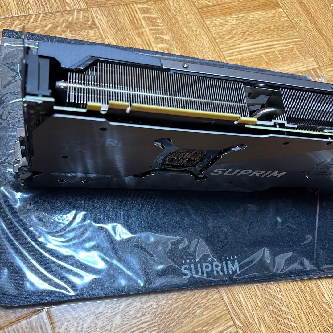 MSI GeForce RTX 3080 Ti SUPRIM X 本体