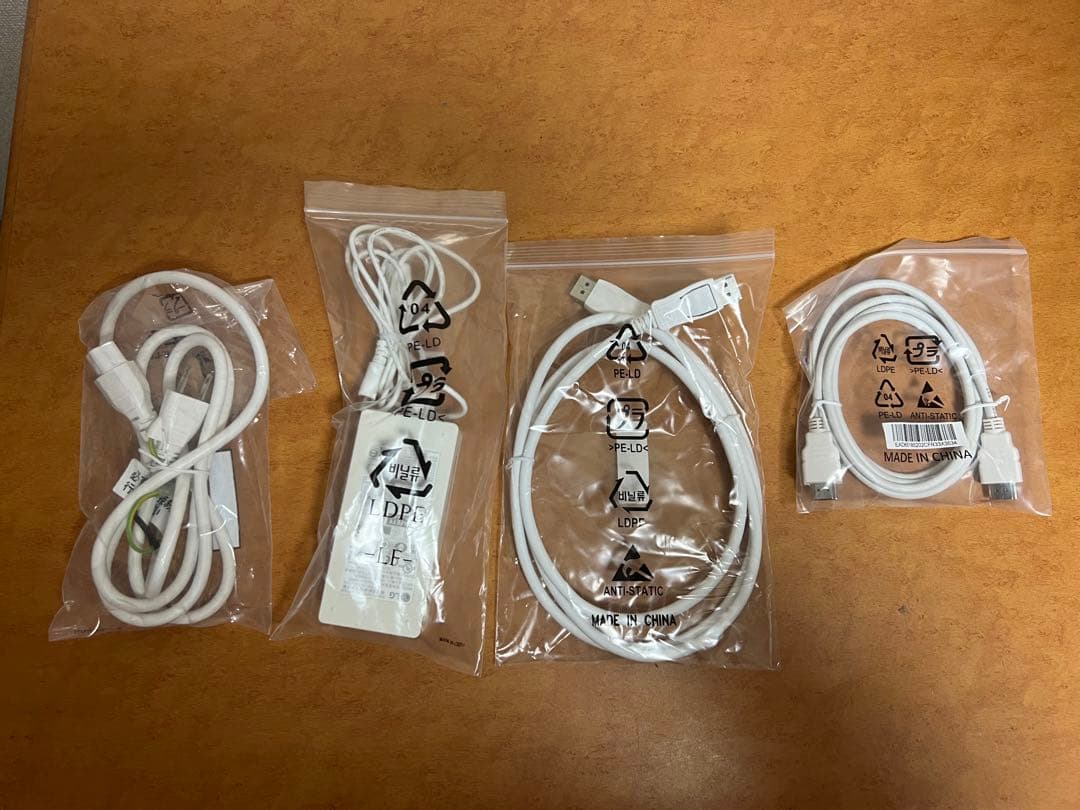 【元箱あり】LG 32UN550 32インチ 4Kモニター 本体