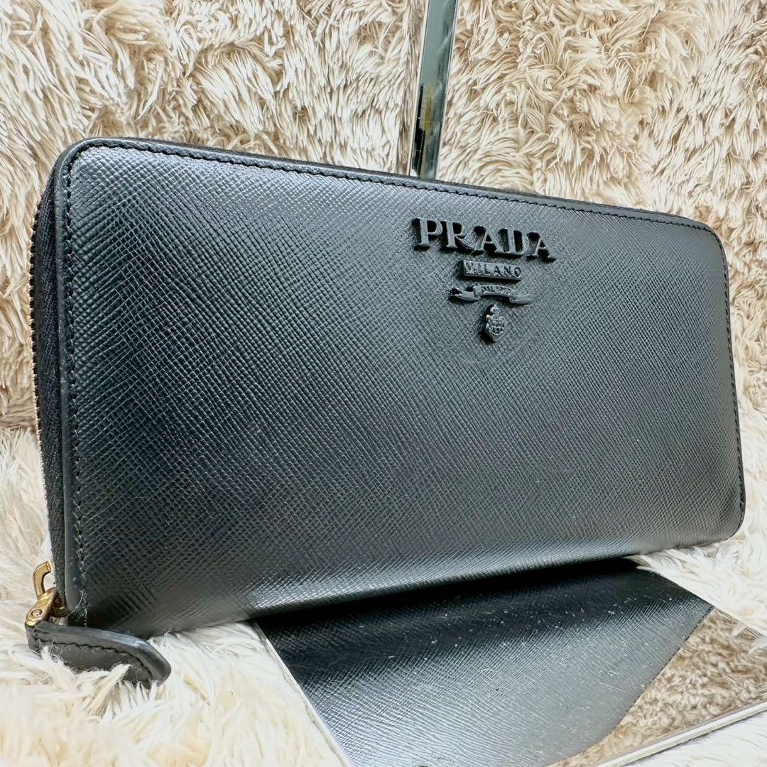 【美品】プラダ 長財布 ラウンドファスナー ブラック シャイン サフィアーノ