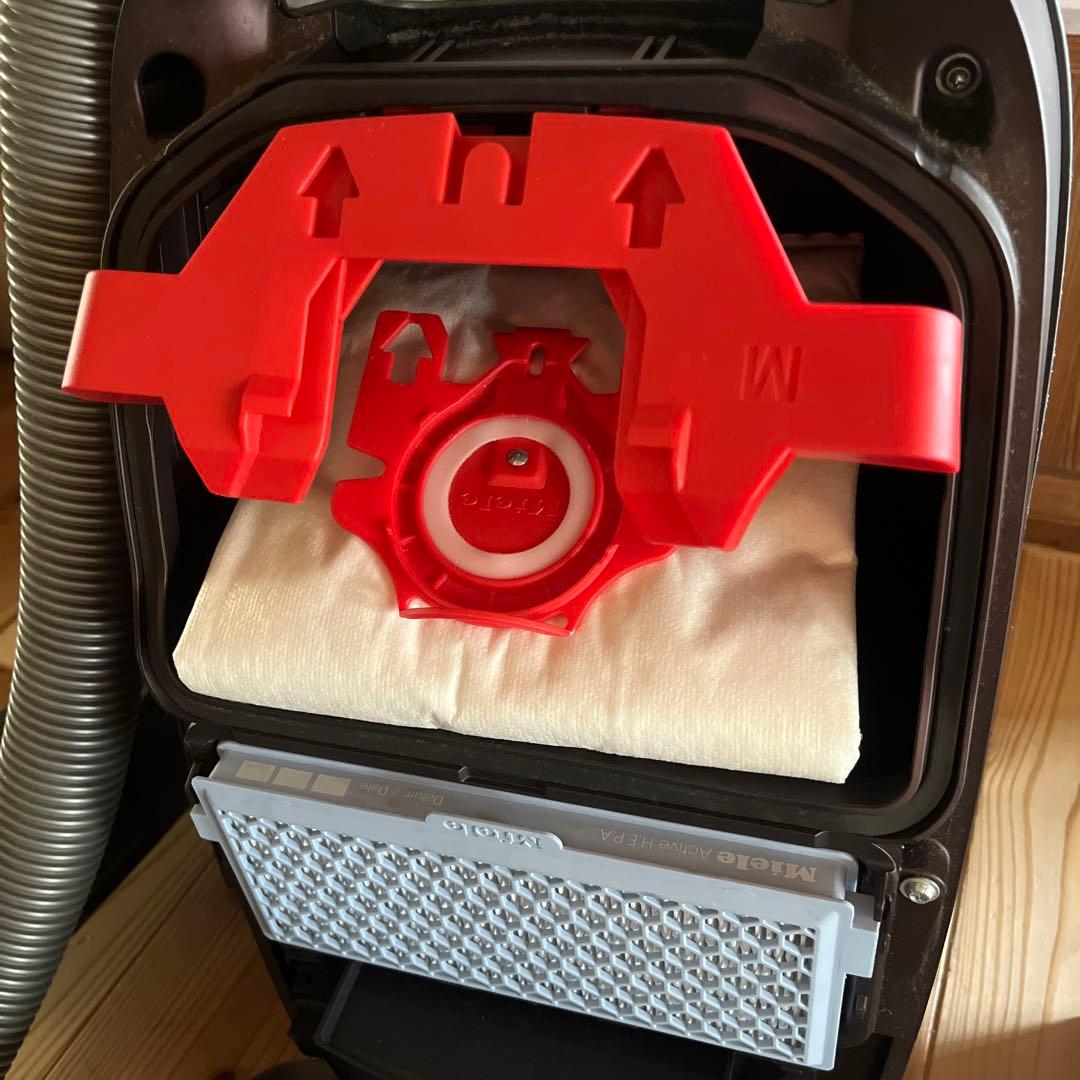 Miele 掃除機　S6260