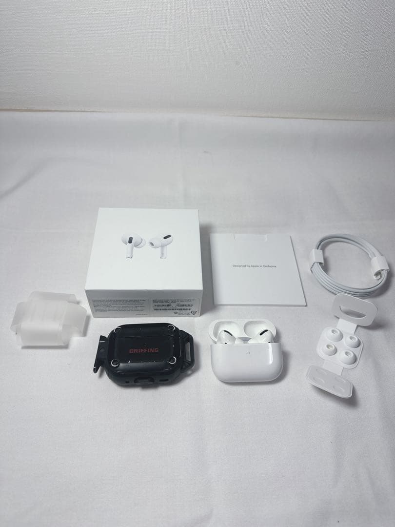 【完動品】アップル　AirPodsプロ第2世代　ブリーフィングケースおまけ